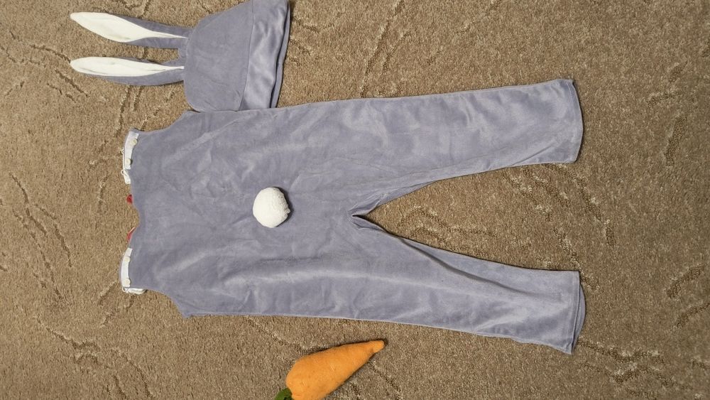 Прокат костюма зайчика