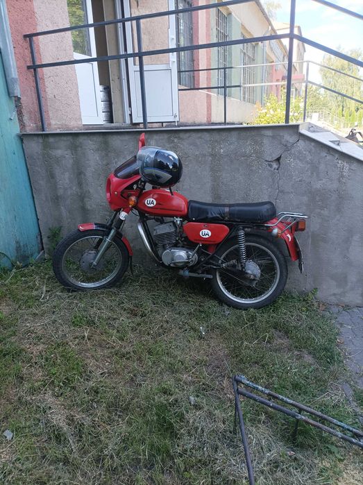 Продаю мотоцикл Мінск 125 нормально состоянию.