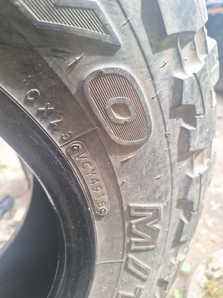 Opony mt at toyo 245/75/16 4 sztuki