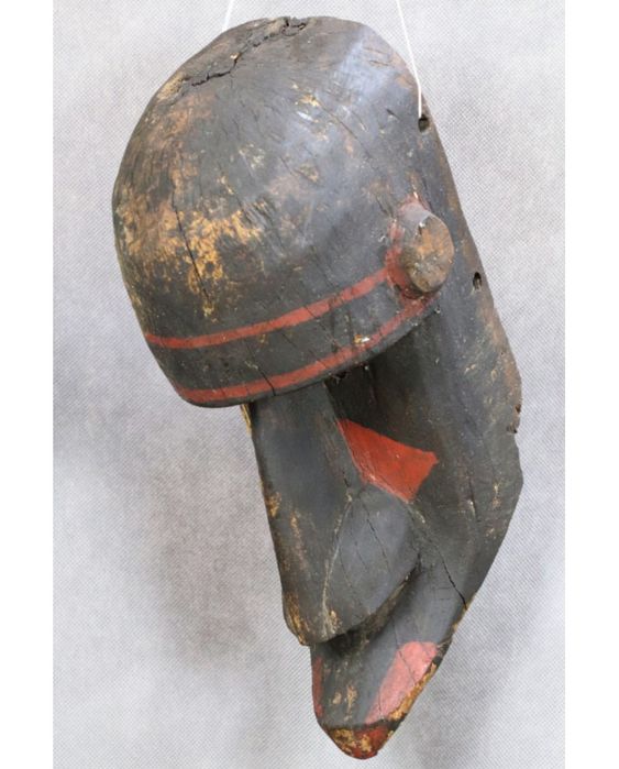 Maska. Drewno. Toma. Gwinea. Liberia. XX wiek.