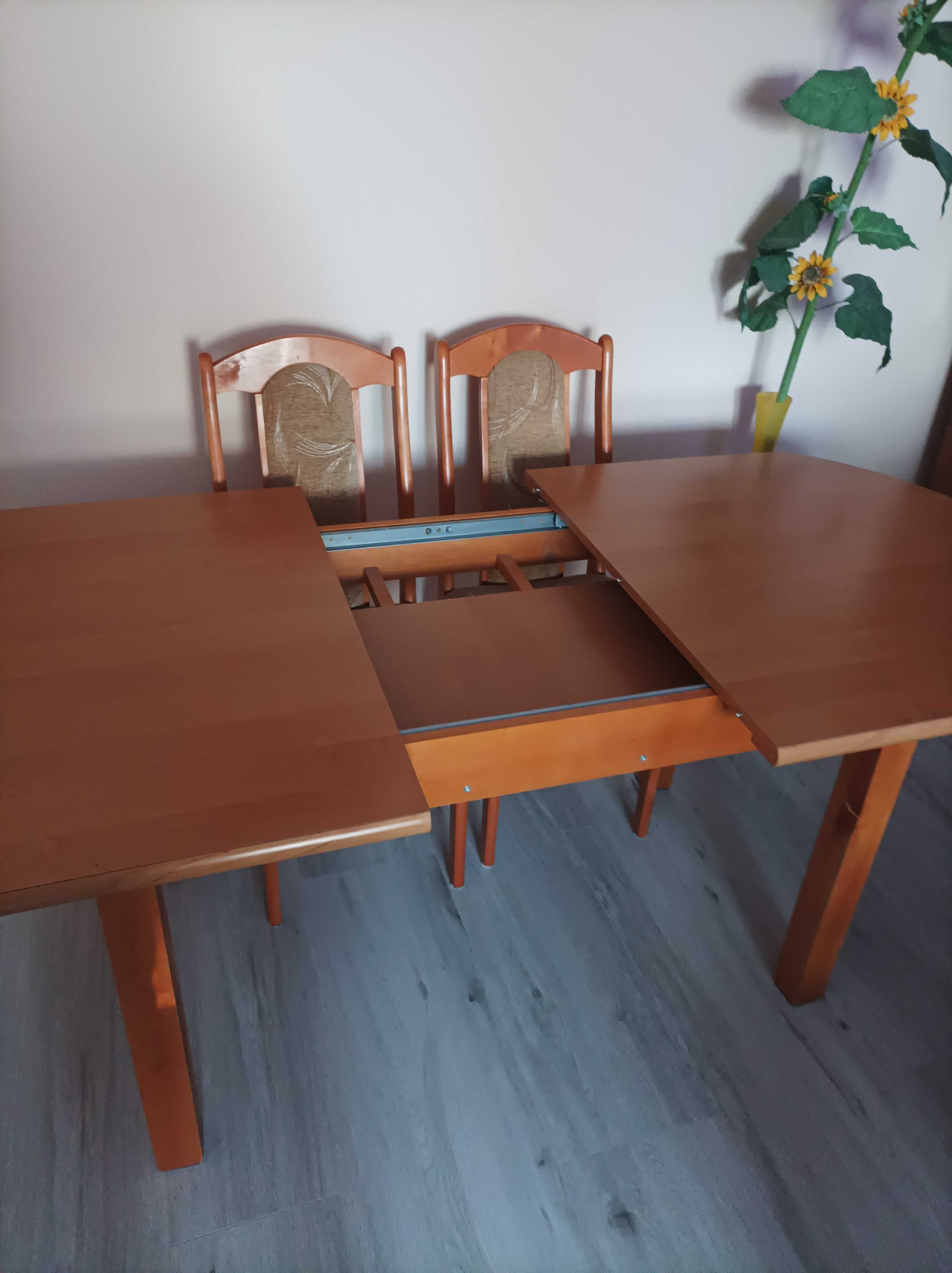 Stół rozkładany do salonu