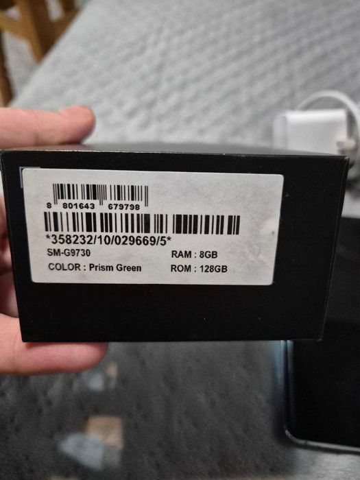 Samsung Galaxy S10 8/128GB Prism Green – Ідеальний стан, без ремонтів