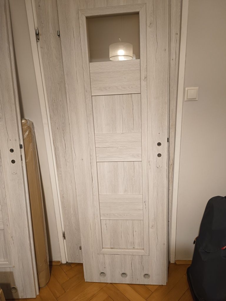 Drzwi wewnętrzne łazienka prawe
