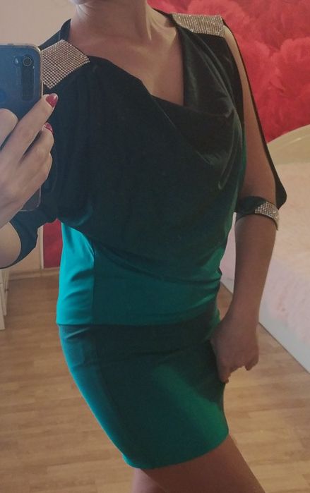 Продам нарядное платье