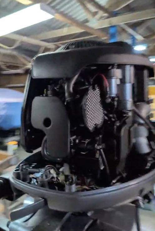 Motor Fora Bordo 4 tempos Yamaha 115