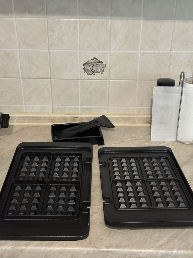 Електрогриль Delonghi MultiGrill cgh1030d