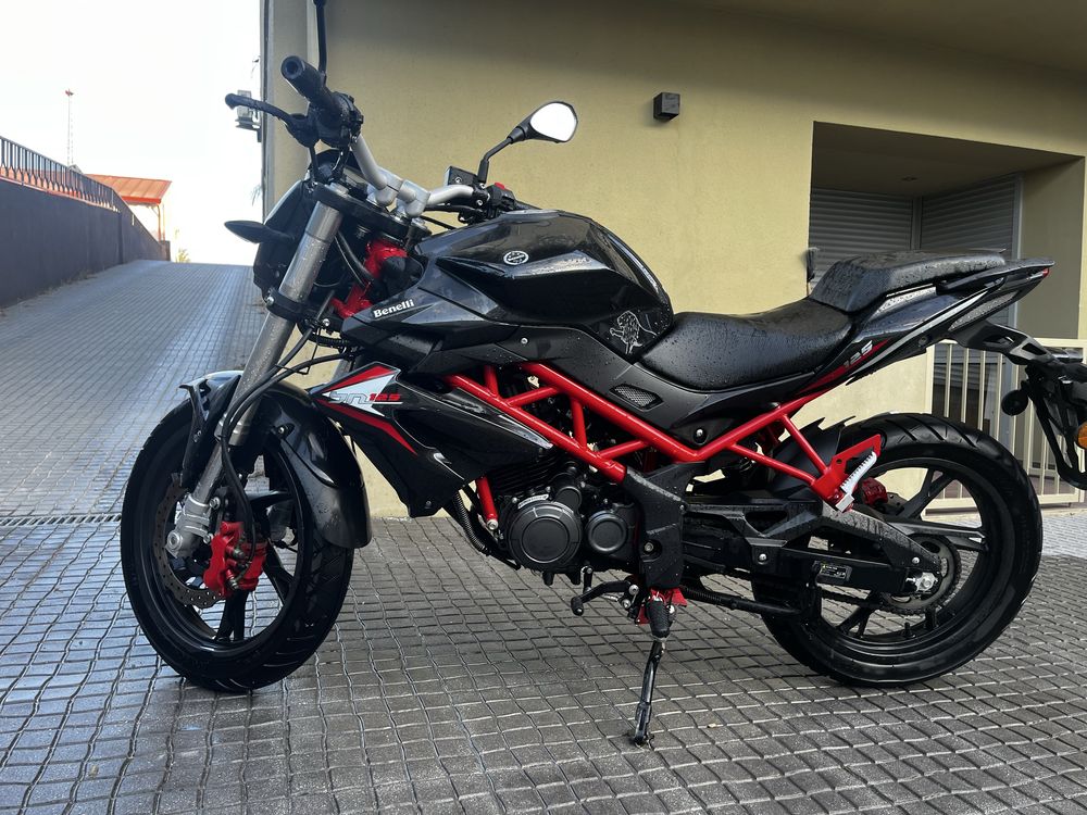 Mota Benelli BN 125 - Ótimo estado