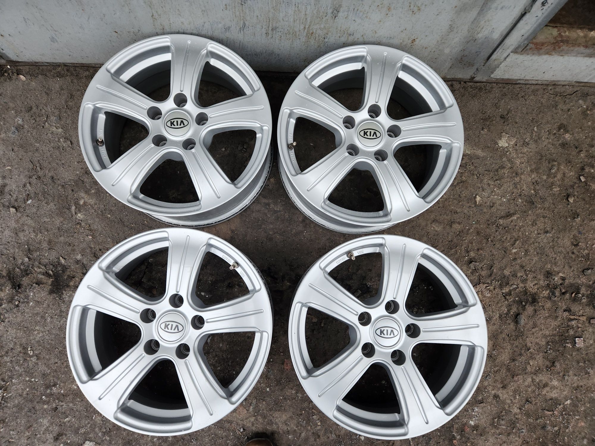 151* Ориг диски R16 Kia Hyundai 5x114.3 Mitsubishi Nissan Renault