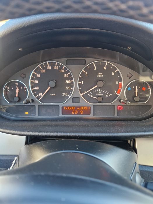 BMW 318ci ( versão 2.0 )