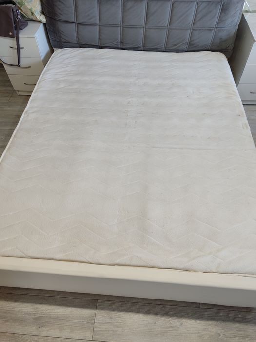 Матрас 160*200 Сингл-2 в хорошем состоянии, целый