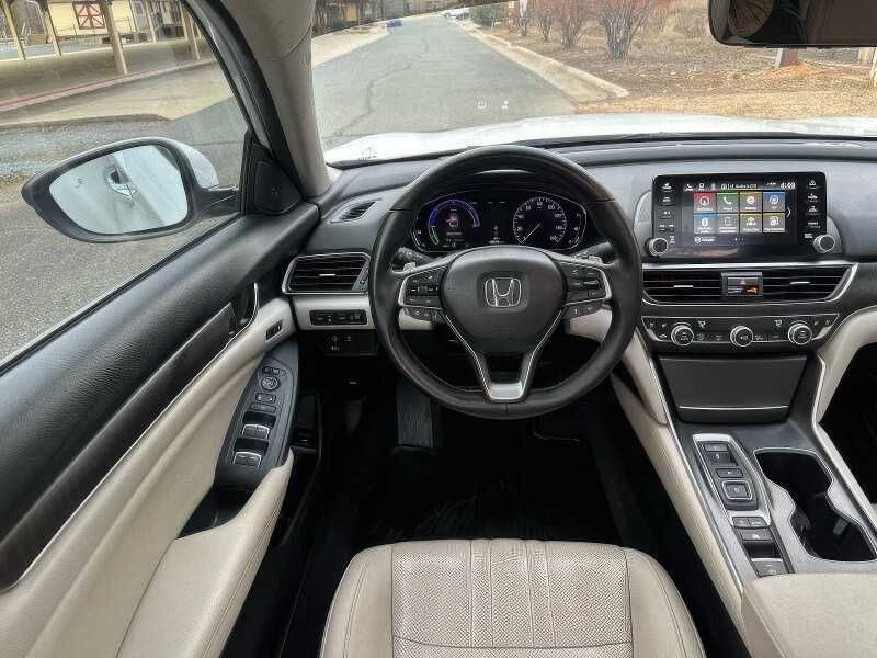 2019 Honda Accord Hybrid Touring