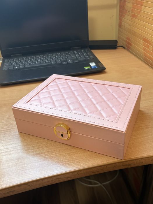 Дуже класний органайзер для прикрас!