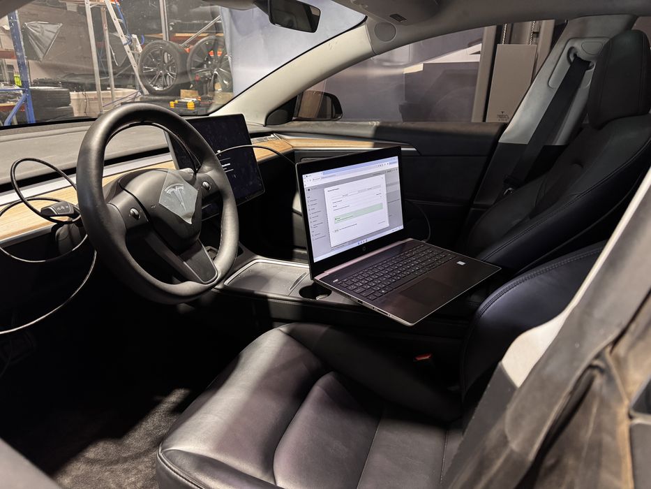 Ремонт сервіс тесла відновлення після дтп