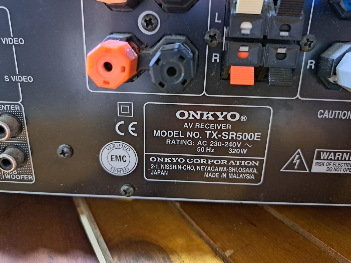 Amplituner ONKYO