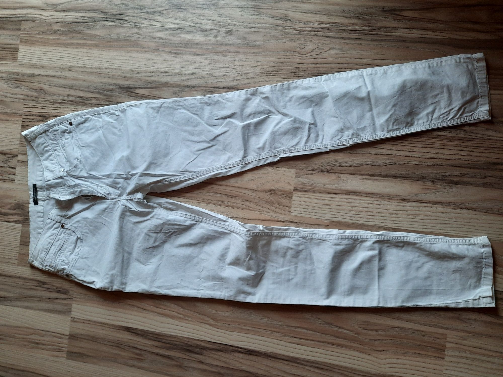 Białe spodnie Strenesse rozmiar 34/XS