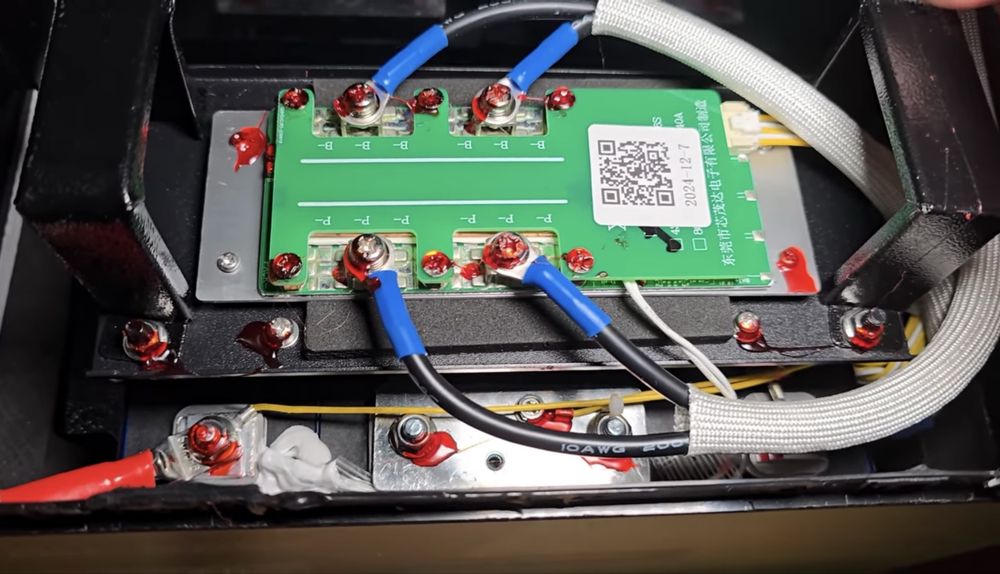 Акумулятор LiFePO4 DATOUBOSS 12,8v100Ah з BMS батарея для ДБЖ,RV