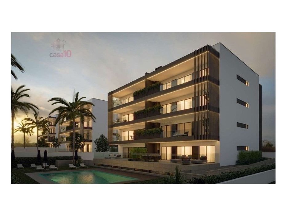 Vende-se T2 em Condomínio Fechado com Piscina, em Alvor