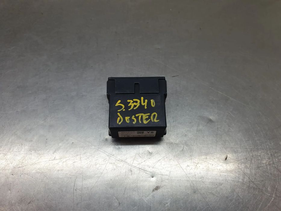 Módulo confort DACIA Duster III (P1310)