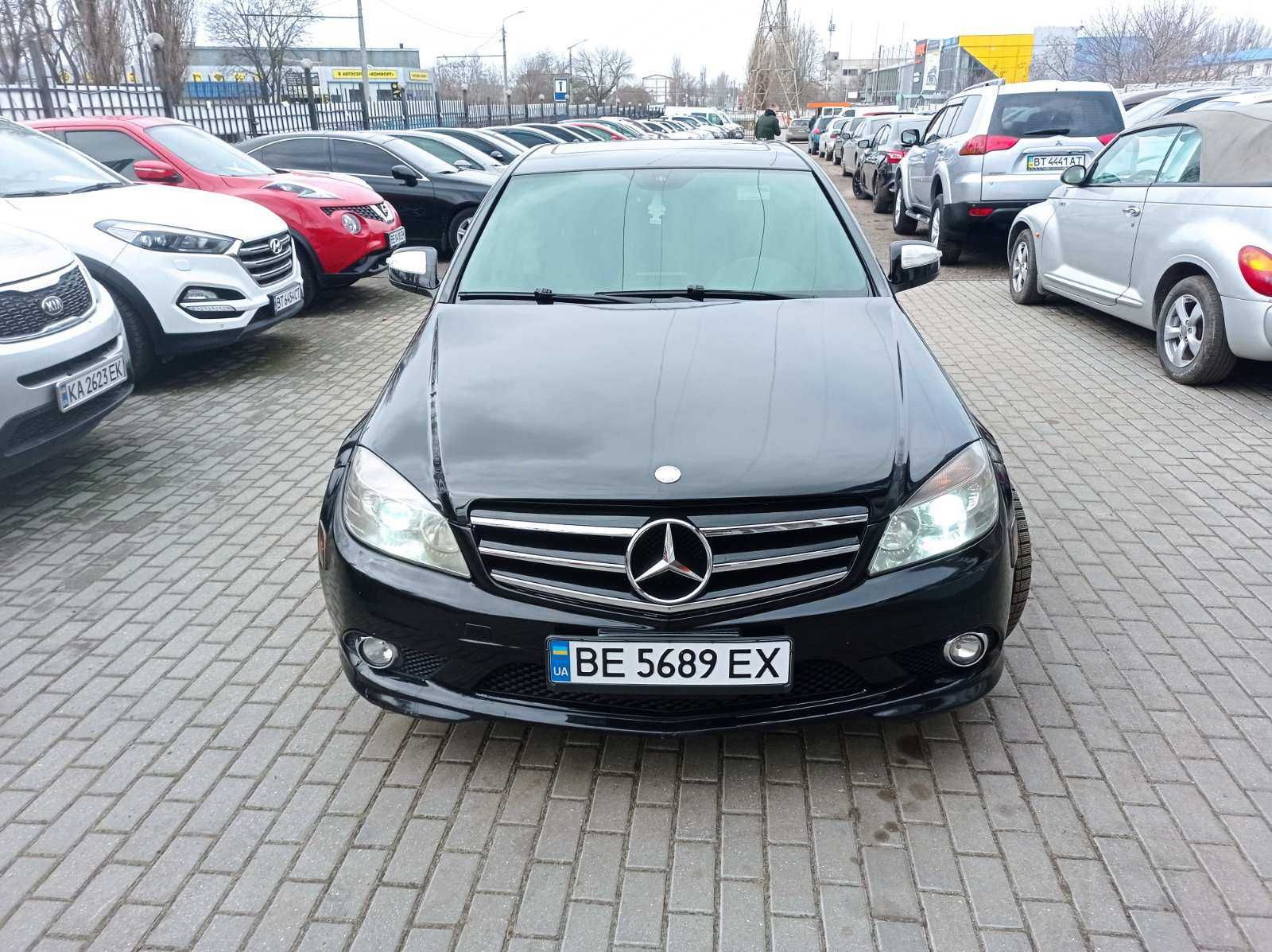 Mercedes-Benz C300 2008 року 3,0 л./бензин