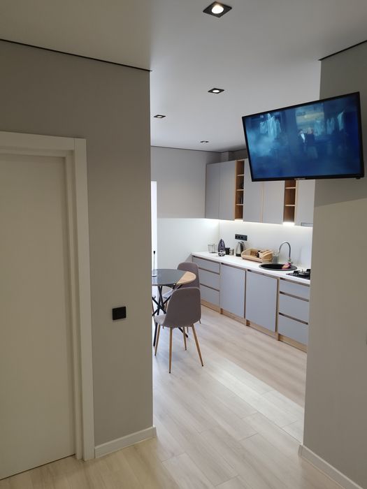 !!! Вільно !!ЦЕНТР! 09.12.2025.. 2 кімнатна євро.