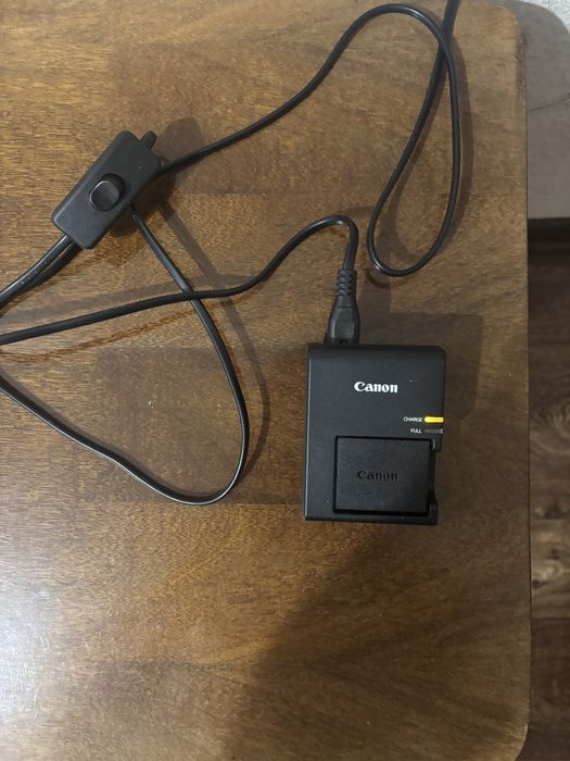 Зарядний пристрій Canon Original