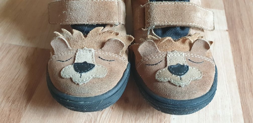 Trzewiki, wodoodporne buty jesień Mido jak Mrugała26 lwy