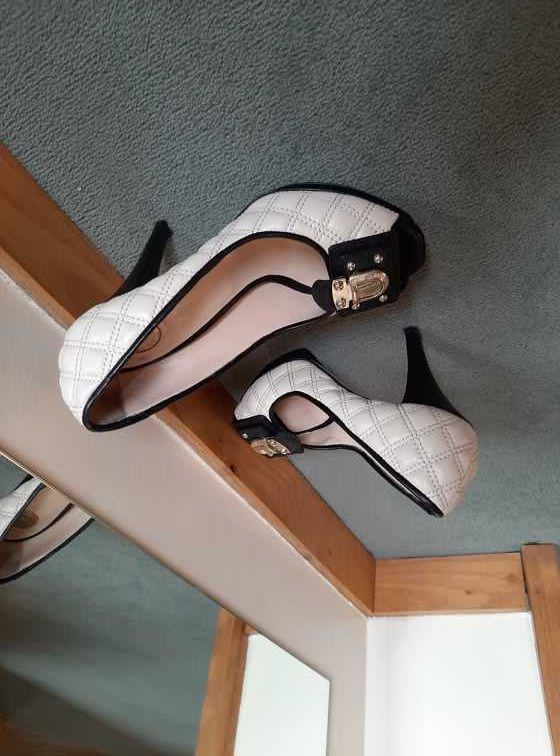 Sapatos Elisabetta Franchi