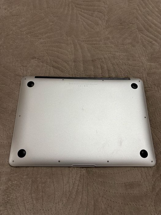 MacBook Air 13 2015 (б/у)