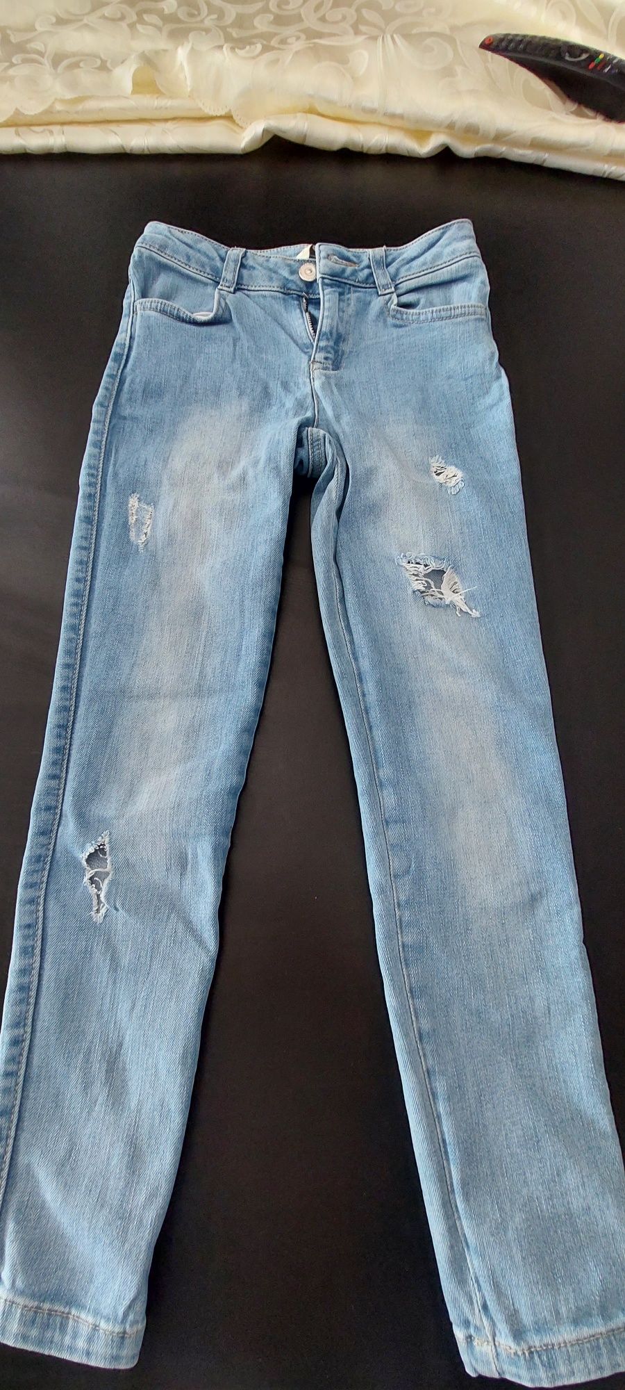 Spodnie jeansy roz.128