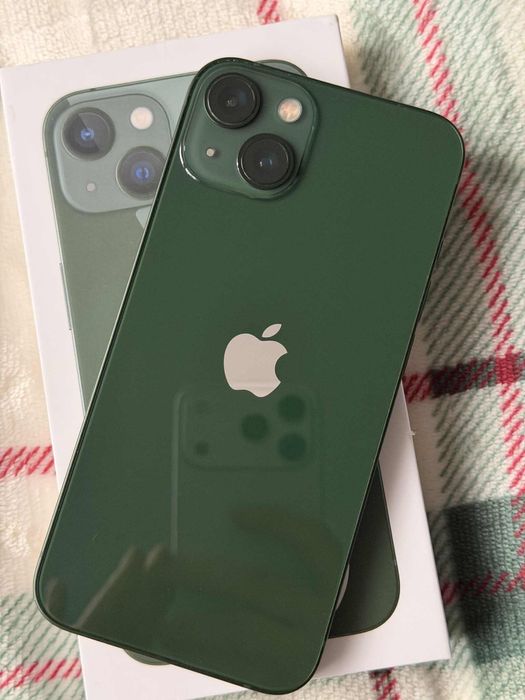 Sprzedam IPhone 13 , Dobry Stan