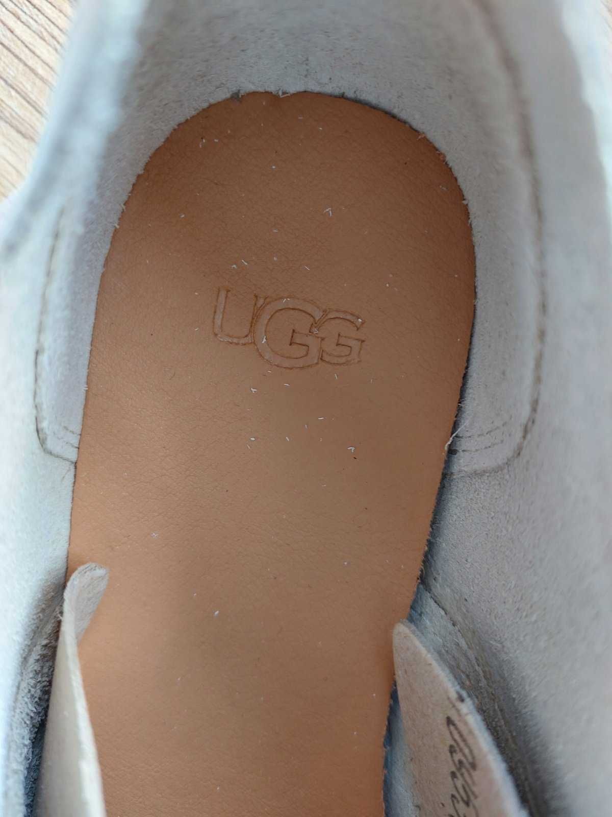 Снікерcи W Adaleen 1109539 Wht  Ugg