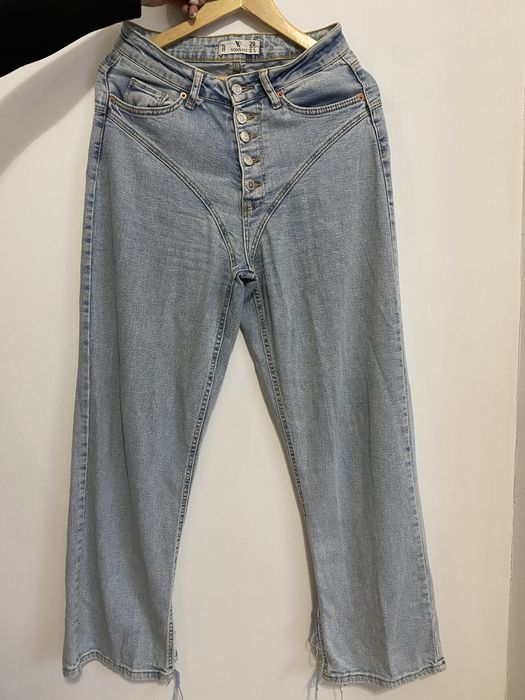 Джинси з імітацією трусиків, популярна модель