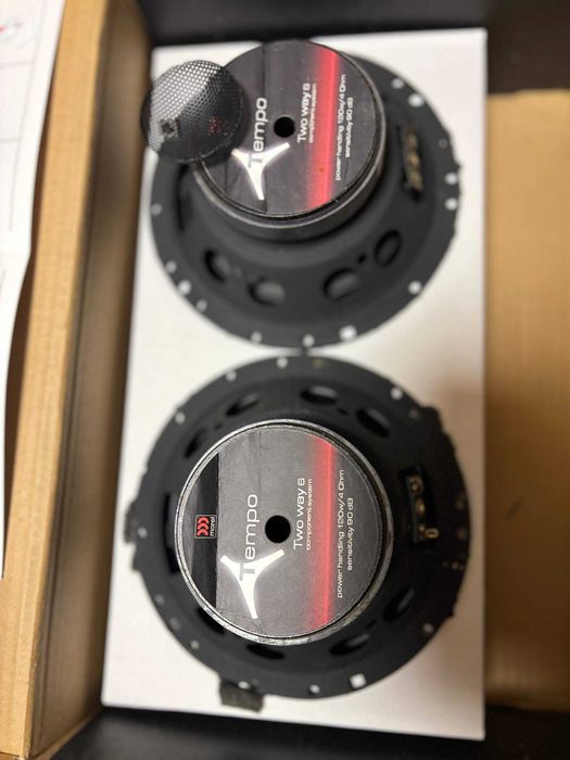 Автомагнитола / сабвуфер / динамики / усилители / Alpine / Tempo