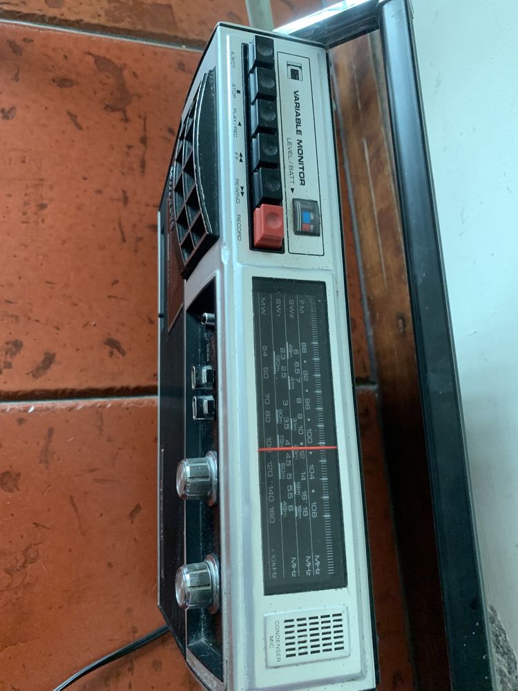 Radio gravador em excelente estado Antiguidade