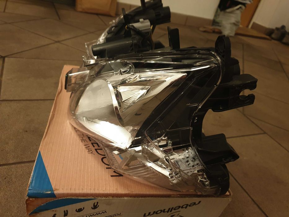 Suzuki GSX-S 1000F 2017r  lampa - reflektor