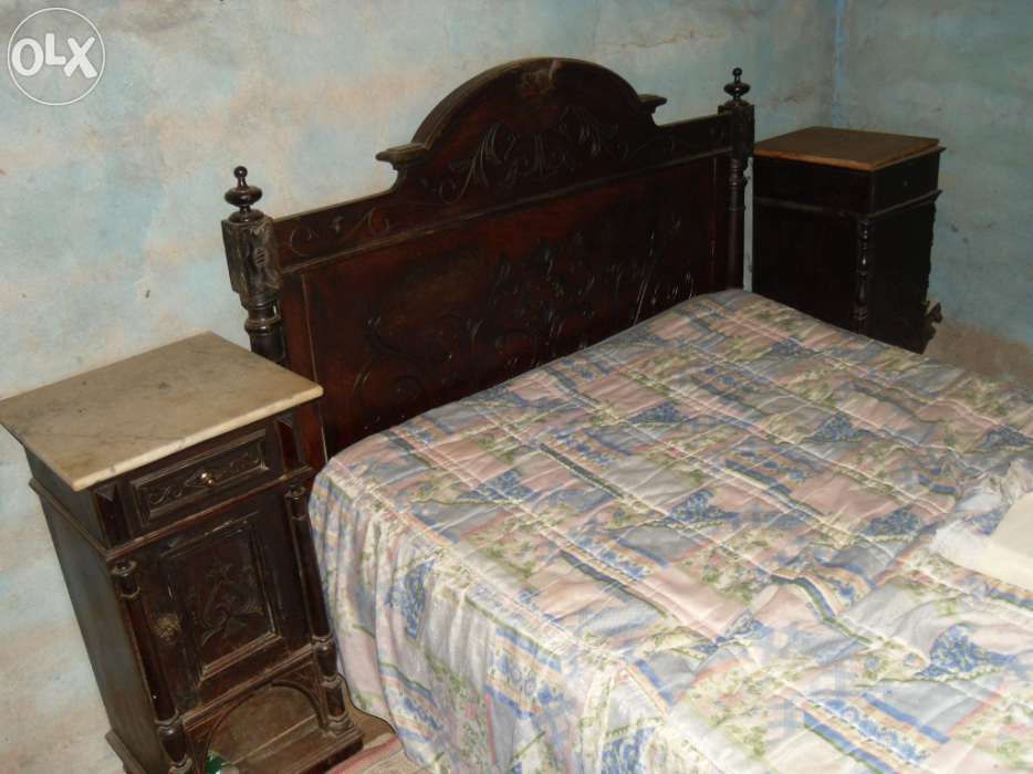 Vendo mobília de quarto antiga