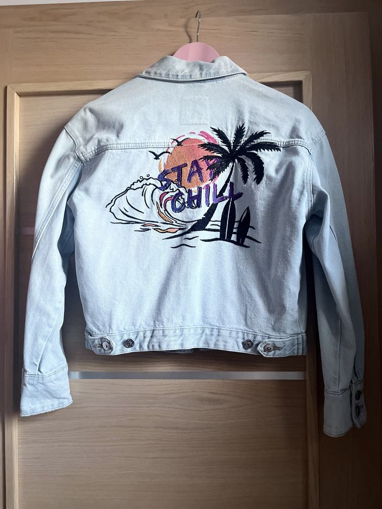 Kurtka jeansowa oversize z nadrukiem
