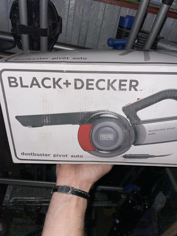 Odkurzacz samochodowy  Black+Decker