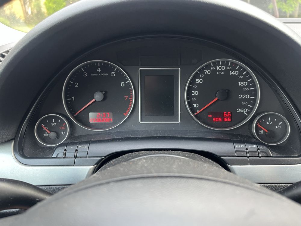 Sprzedam Audi A4 Avant 1,6 B/G