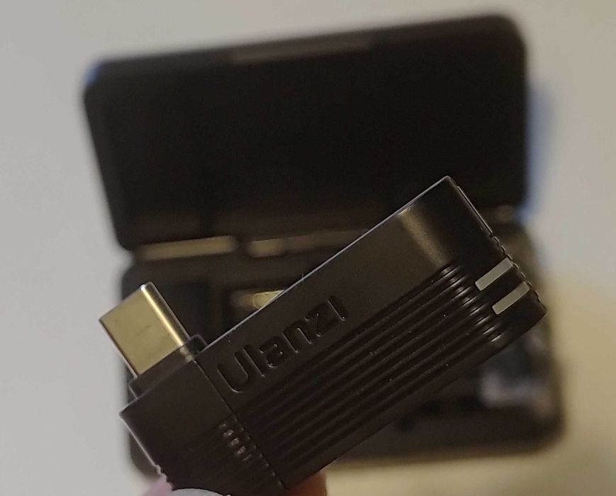 Ulanzi A100 mikrofon bezprzewodowy zestaw 2 mikrofony nadajnik