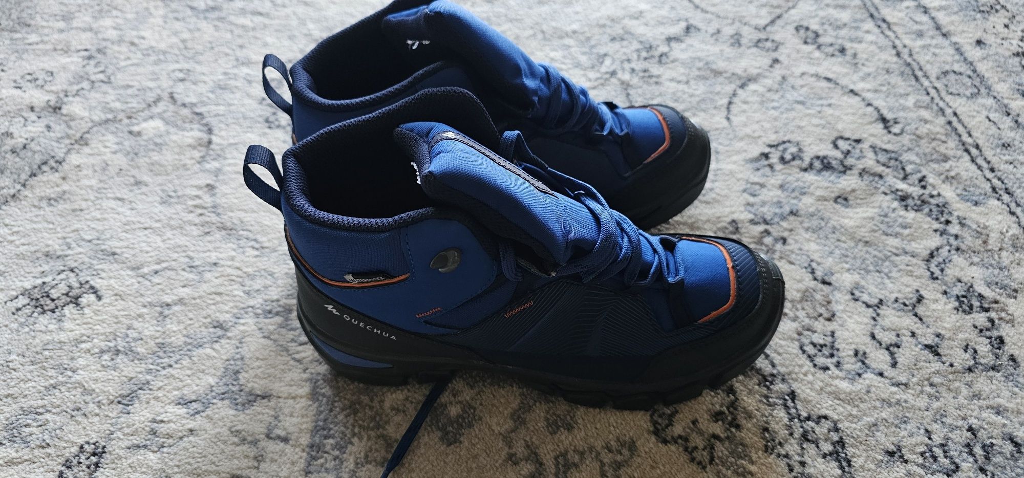 Buty trekkingowe za kostkę Quechua roz.36