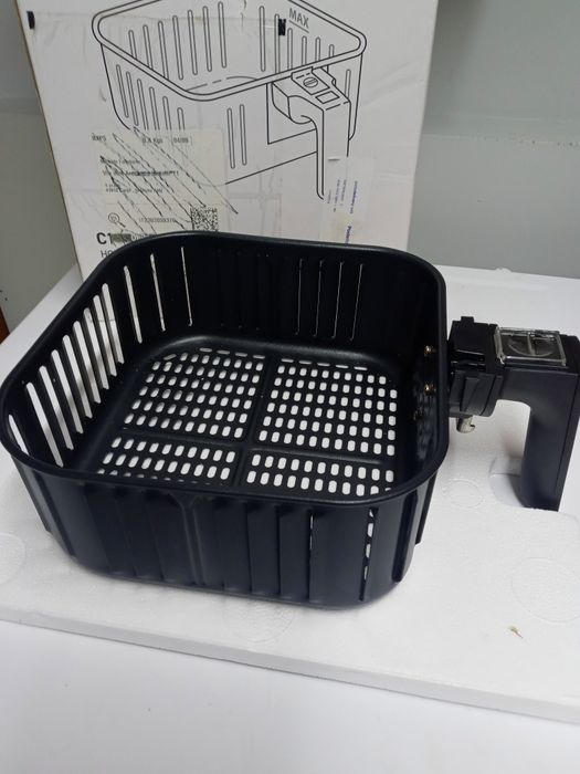 Kosz do frytkownicy Cosori.