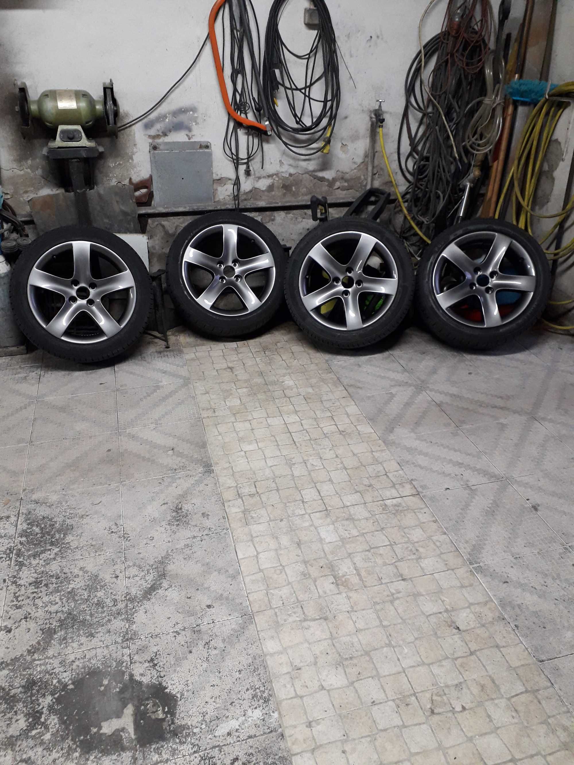 Jantes e pneus 225/45/R17