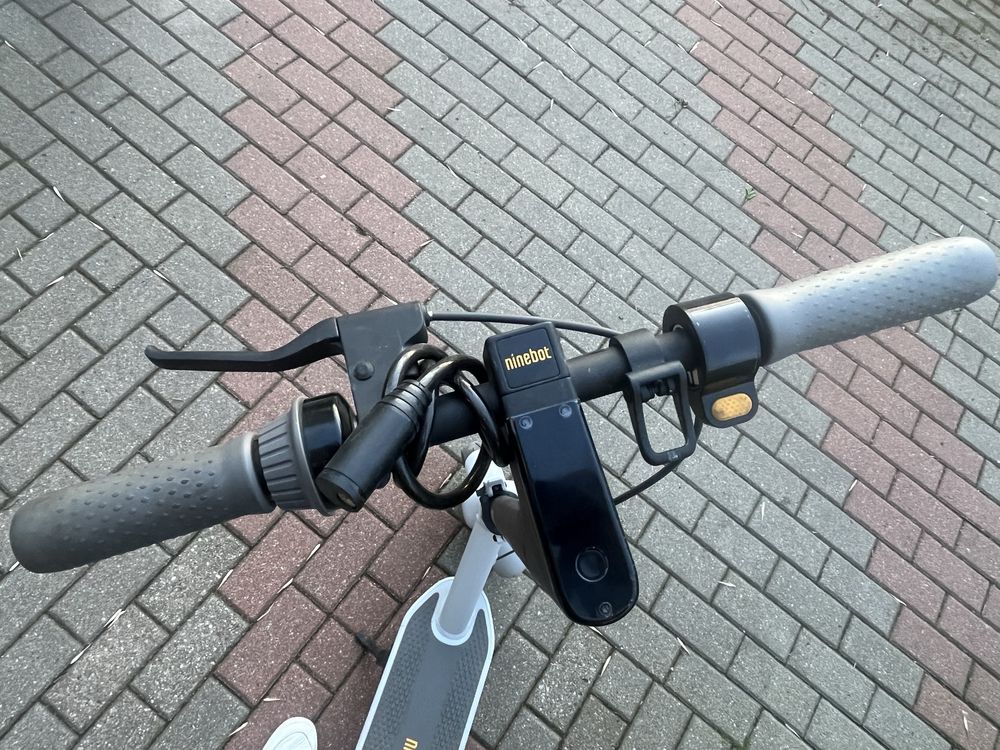 Hulajnoga Segway Ninebot G30LE