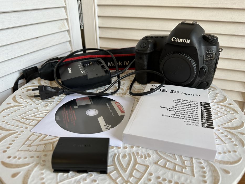 Aparat Canon 5D mark IV