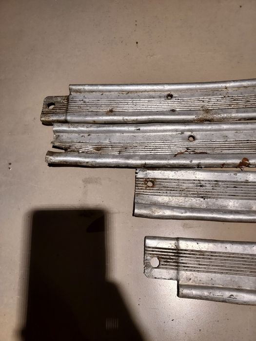Listwy progowe Alu fiat 125p