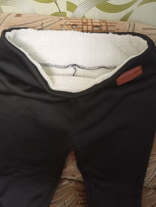 Продаються теплі зимові лосини на меху