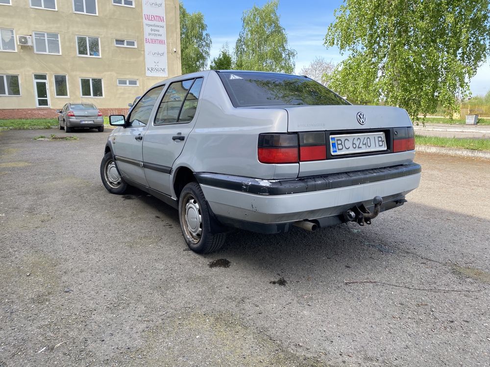 Volkswagen vento, 1996, 1.8 газ/бензин