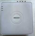 Відеореєстратор Hikvision DS-7108HQHI-K1