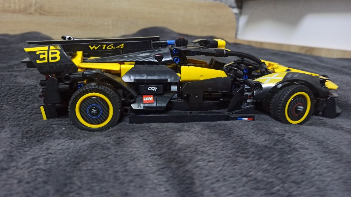 Lego Technic Bugatti Bolide лего конструктор